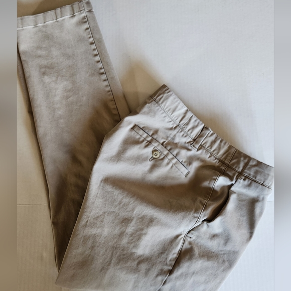 Under Armour Pants Under Armour Athletic Khaki Pants 36 X 32 Poshmark